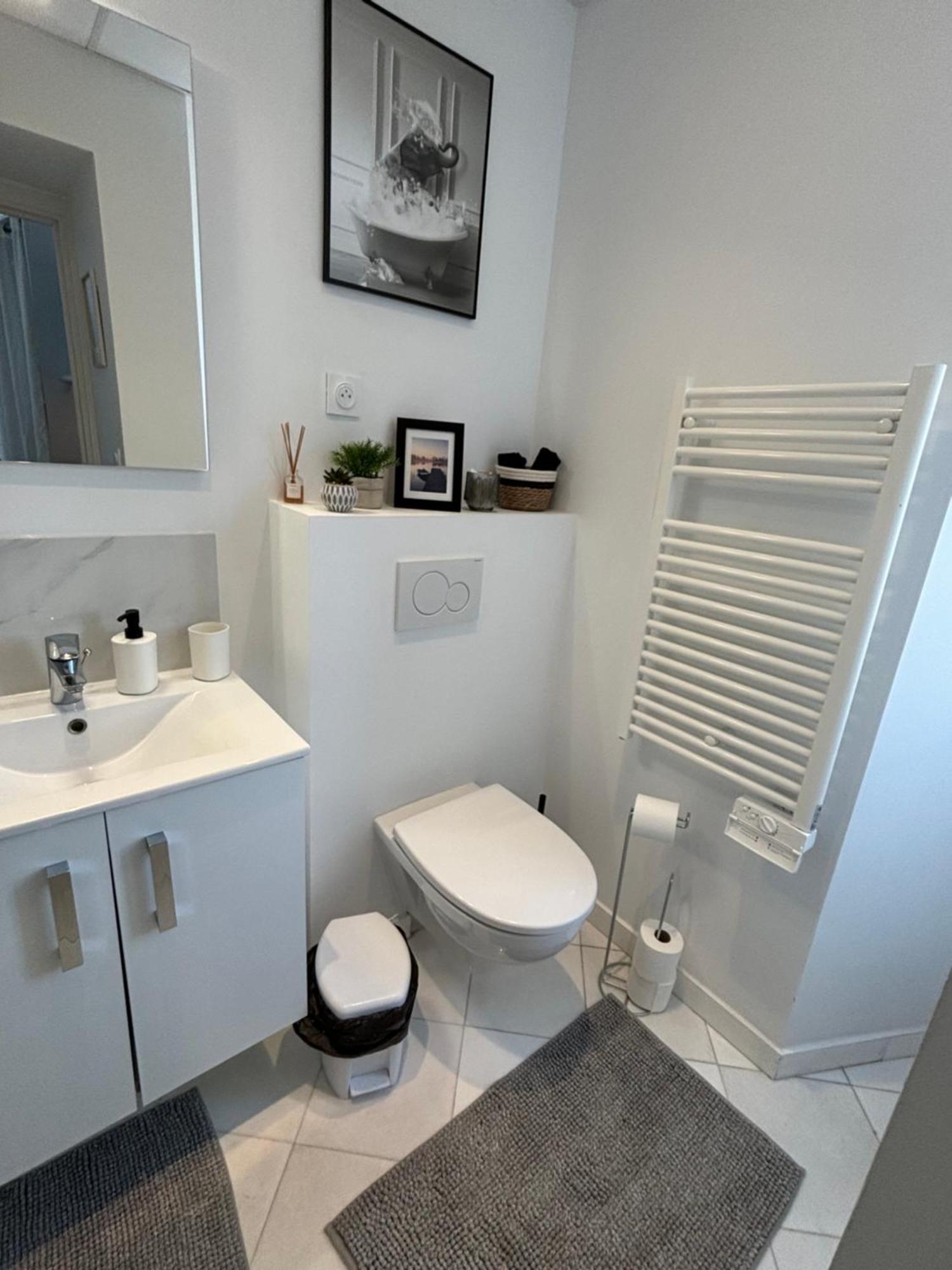 Apartament Studio En Plein Coeur De Cannes Zewnętrze zdjęcie